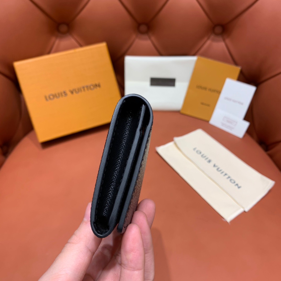 VÍ LOUIS VUITTON EPI LEATHER WALLET