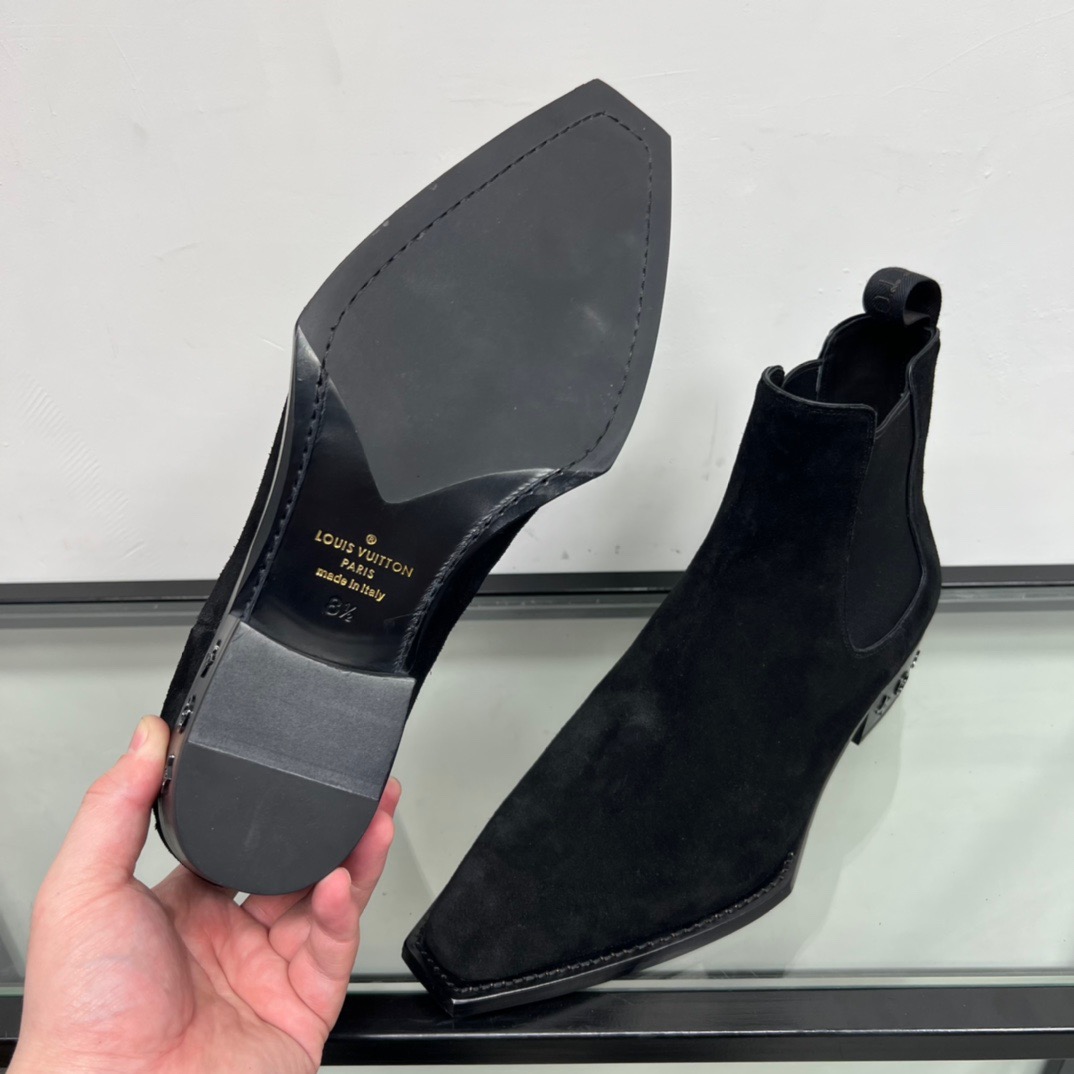 GIÀY LOUIS VUITTON BLACK SUEDE LEATHER BOOTS SHOES