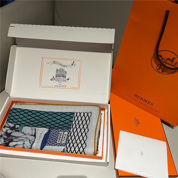 KHĂN Hermes Grand Theatre Nouveau Wool Blend scarf