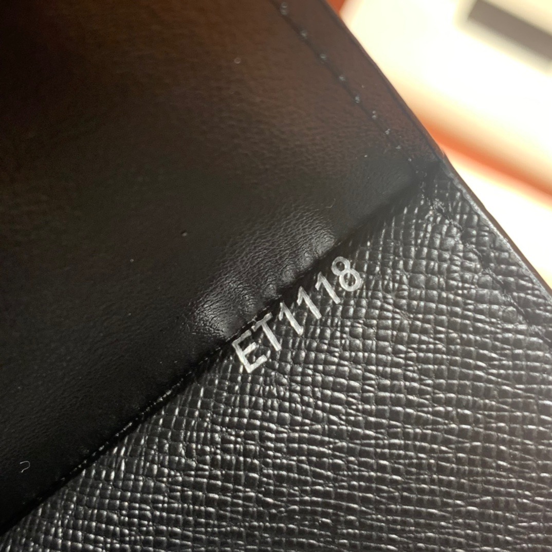 VÍ LOUIS VUITTON MONOGRAM WALLET