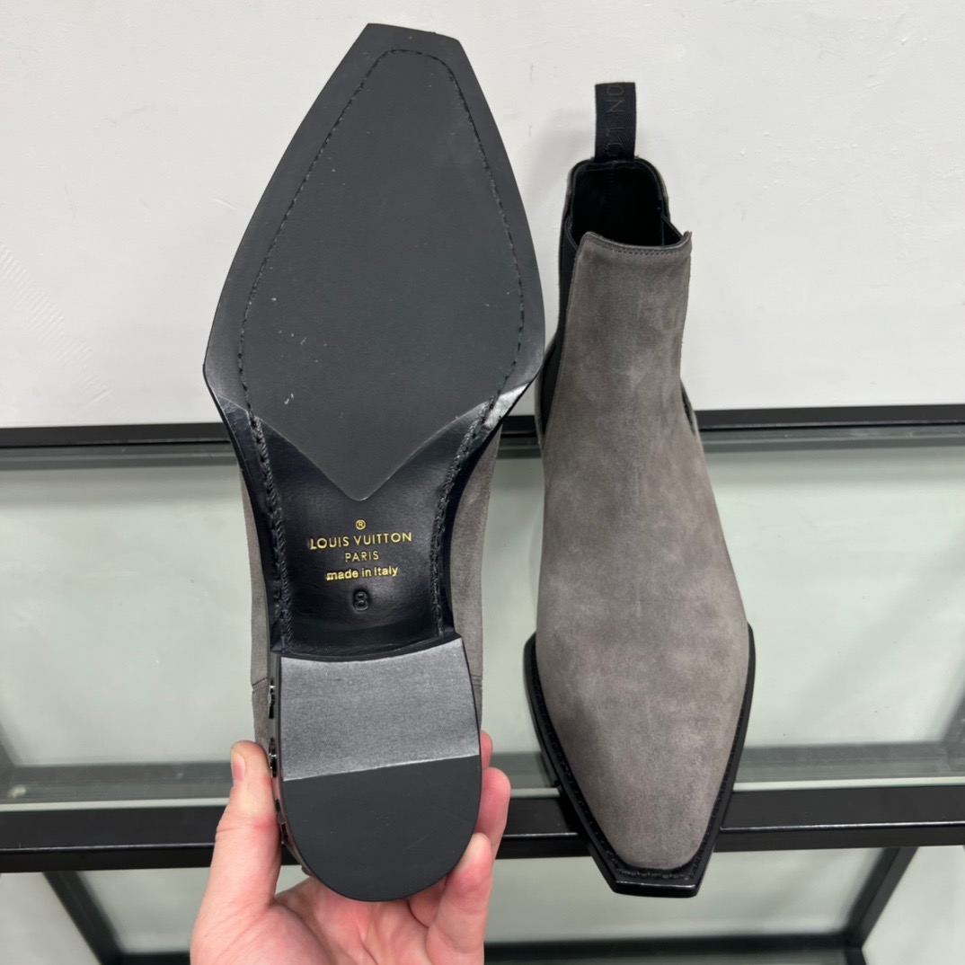 GIÀY LOUIS VUITTON GREY SUEDE LEATHER BOOTS SHOES