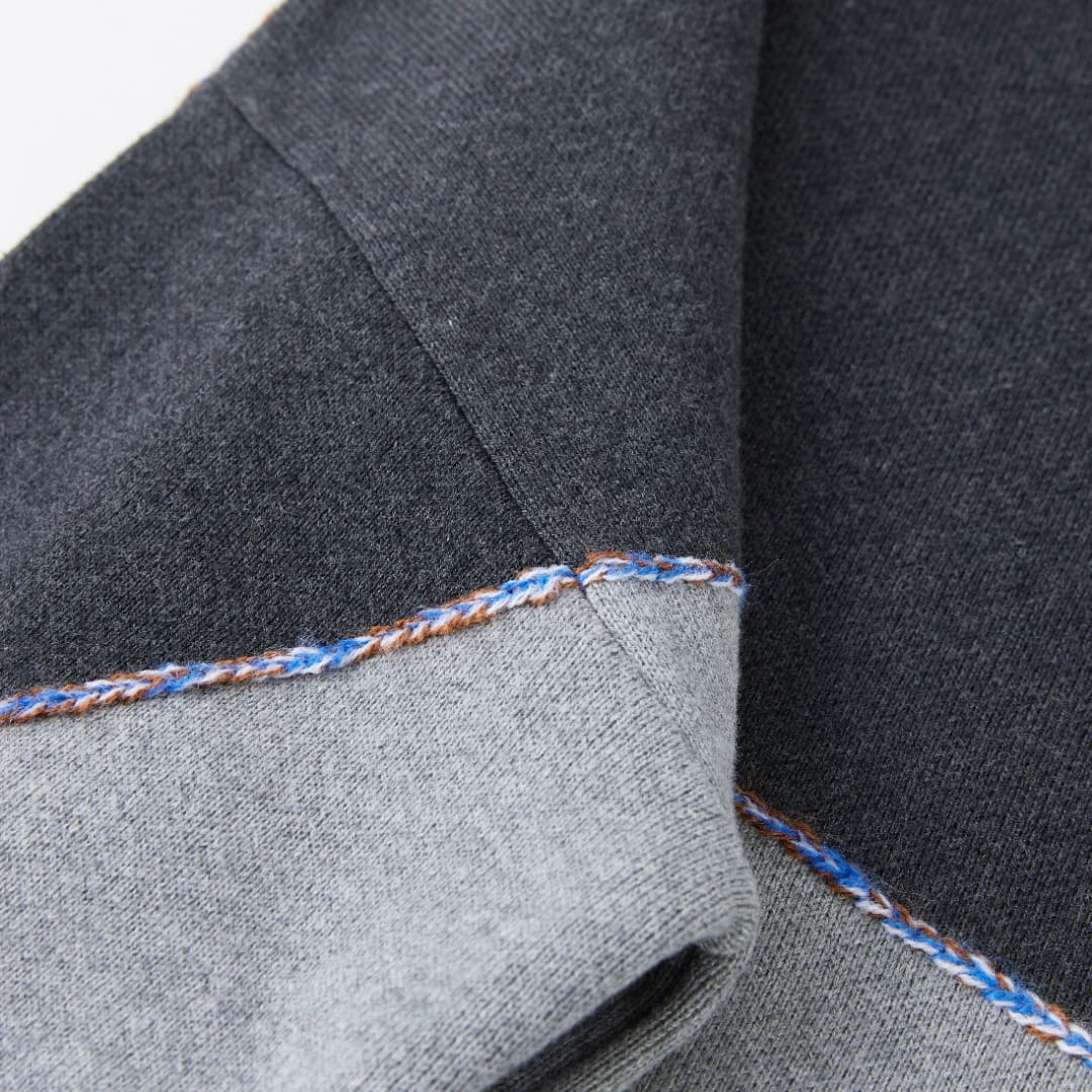 ÁO LOEWE Gray and Black Sweater