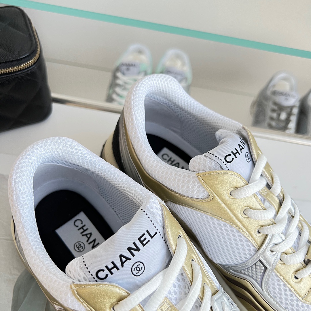 GIÀY CHANEL CC LOGO SNEAKER SHOES