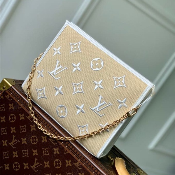 Túi LOUIS VUITTON toiletry pouch on chain