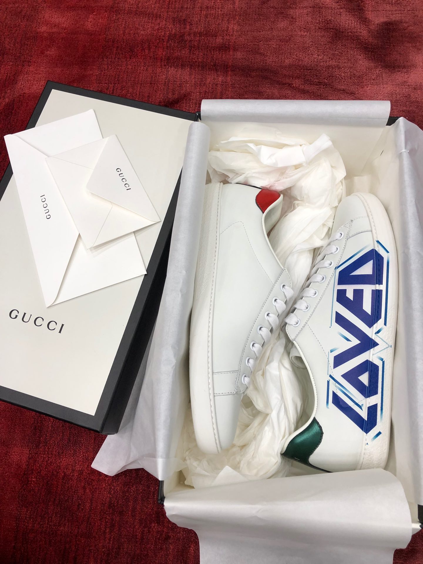 GIÀY GUCCI Leather Ace Sneakers Love White
