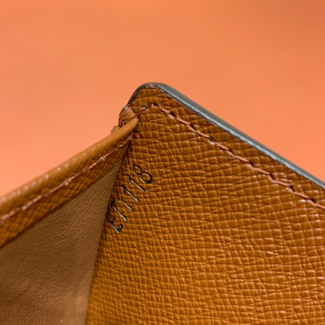 VÍ LOUIS VUITTON MONOGRAM WALLET