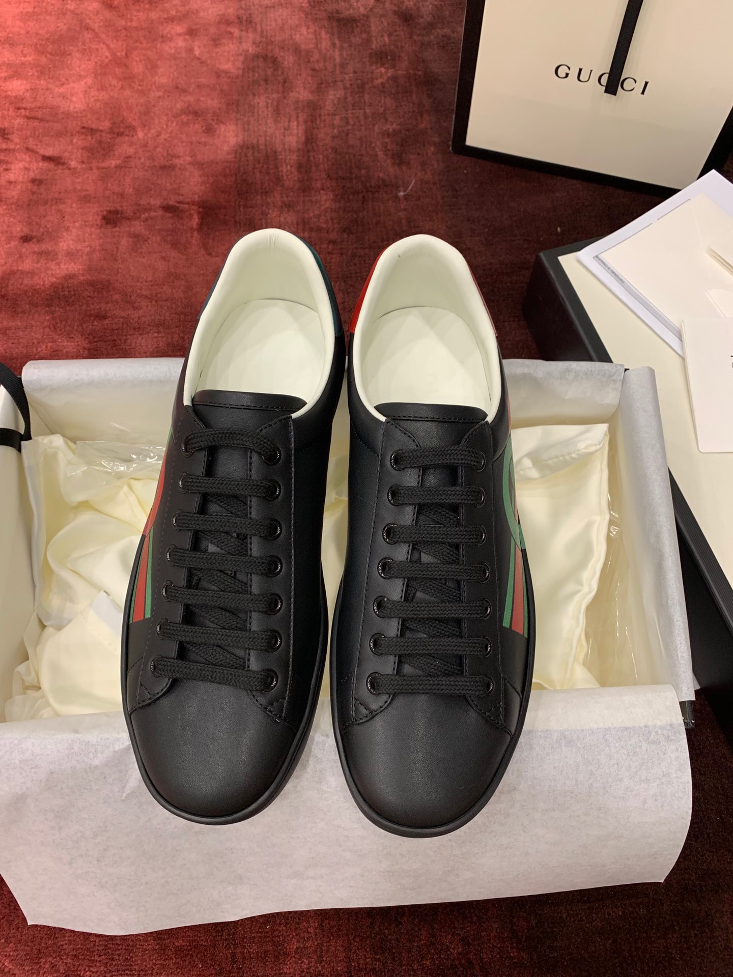 GIÀY GUCCI Leather Ace Sneakers Interlocking GG Black