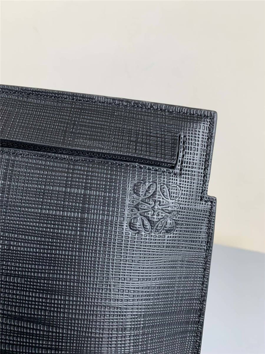 Túi LOEWE new embossed leather T pouch clutch Black