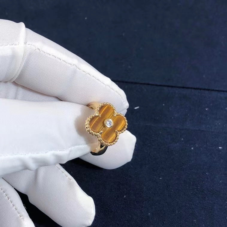 NHẪN VAN CLEEF & ARPELS ALHAMBRA TIGER EYE DIAMOND 18K YELLOW GOLD