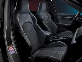 Volkswagen Golf 2025