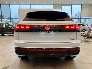 Volkswagen Teramont X