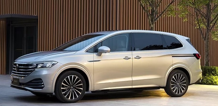 Volkswagen Viloran Luxury 2025