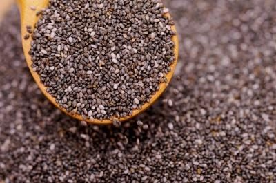 ĐIỀU GÌ LÀM NÊN ƯU THẾ DINH DƯỠNG HẠT CHIA ÚC