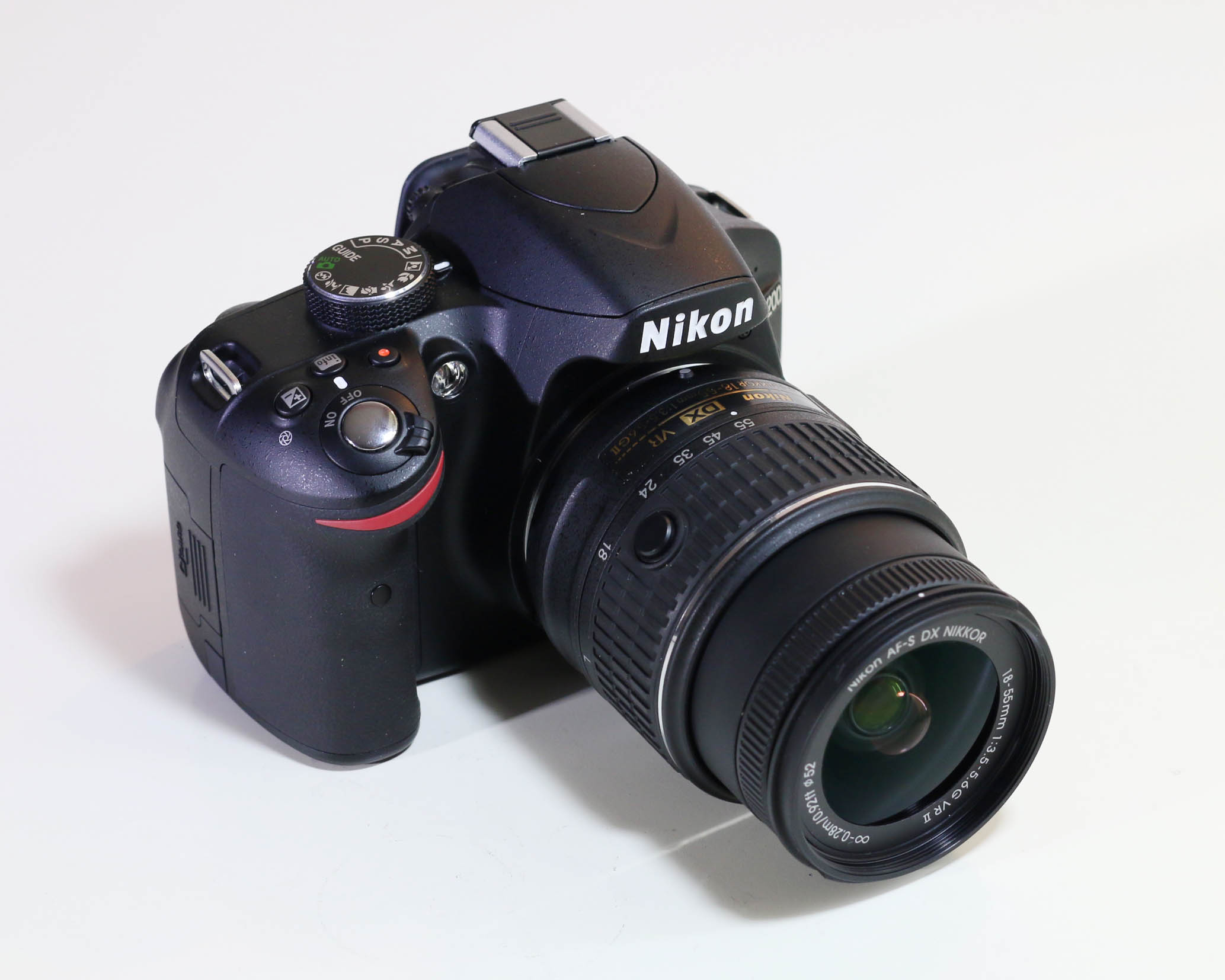 Nikon D3200 + kit 18-55 VR