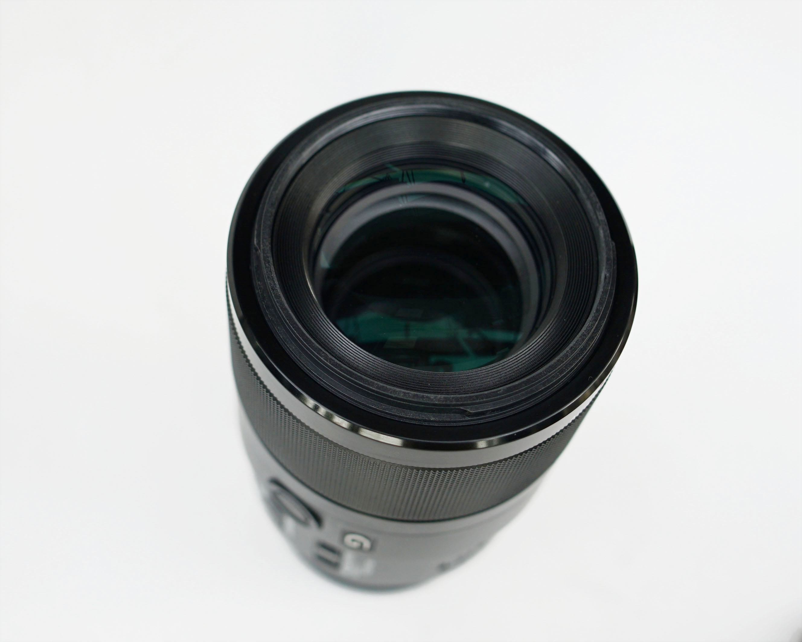 Ống kính Sony FE 90mm f/2.8 Macro G OSS