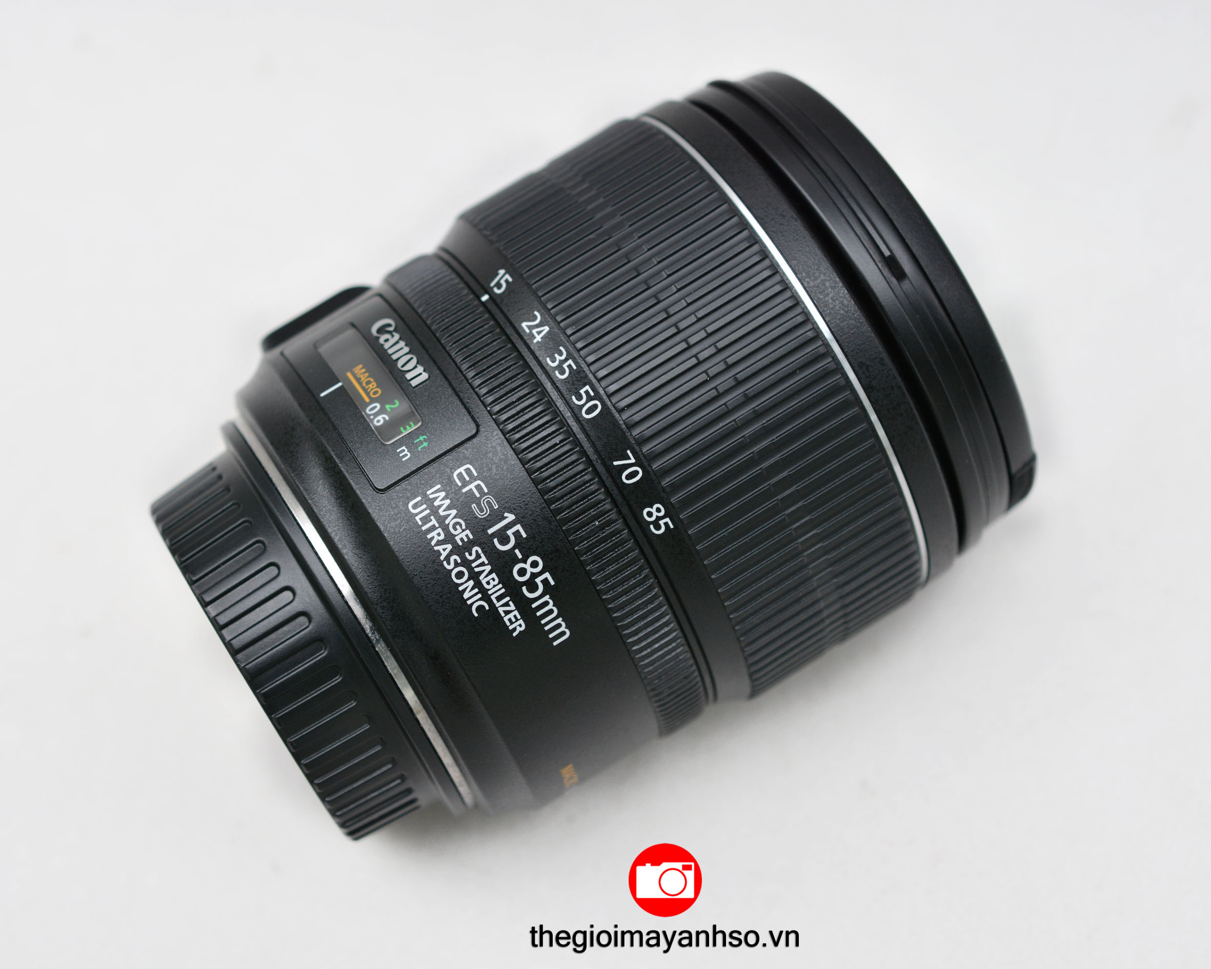 Canon EF-S 15-85mm f/3.5-5.6 IS USM