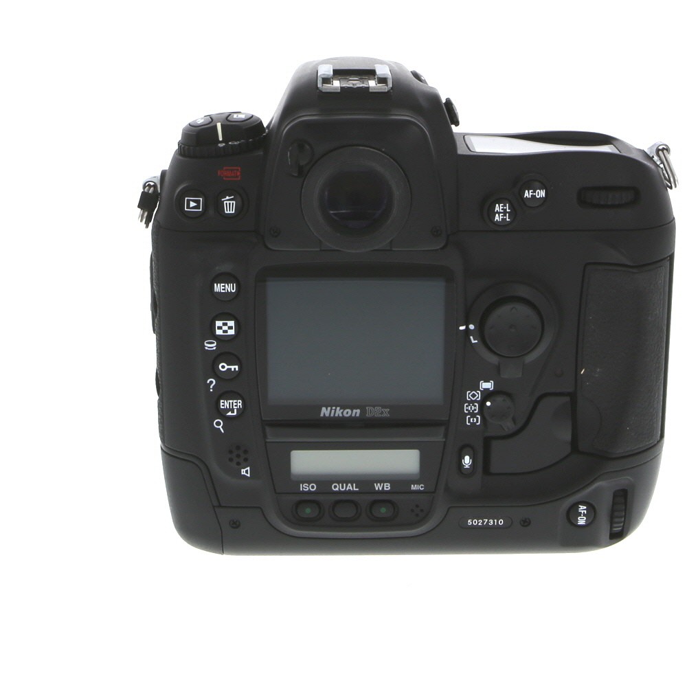 Nikon D2X body