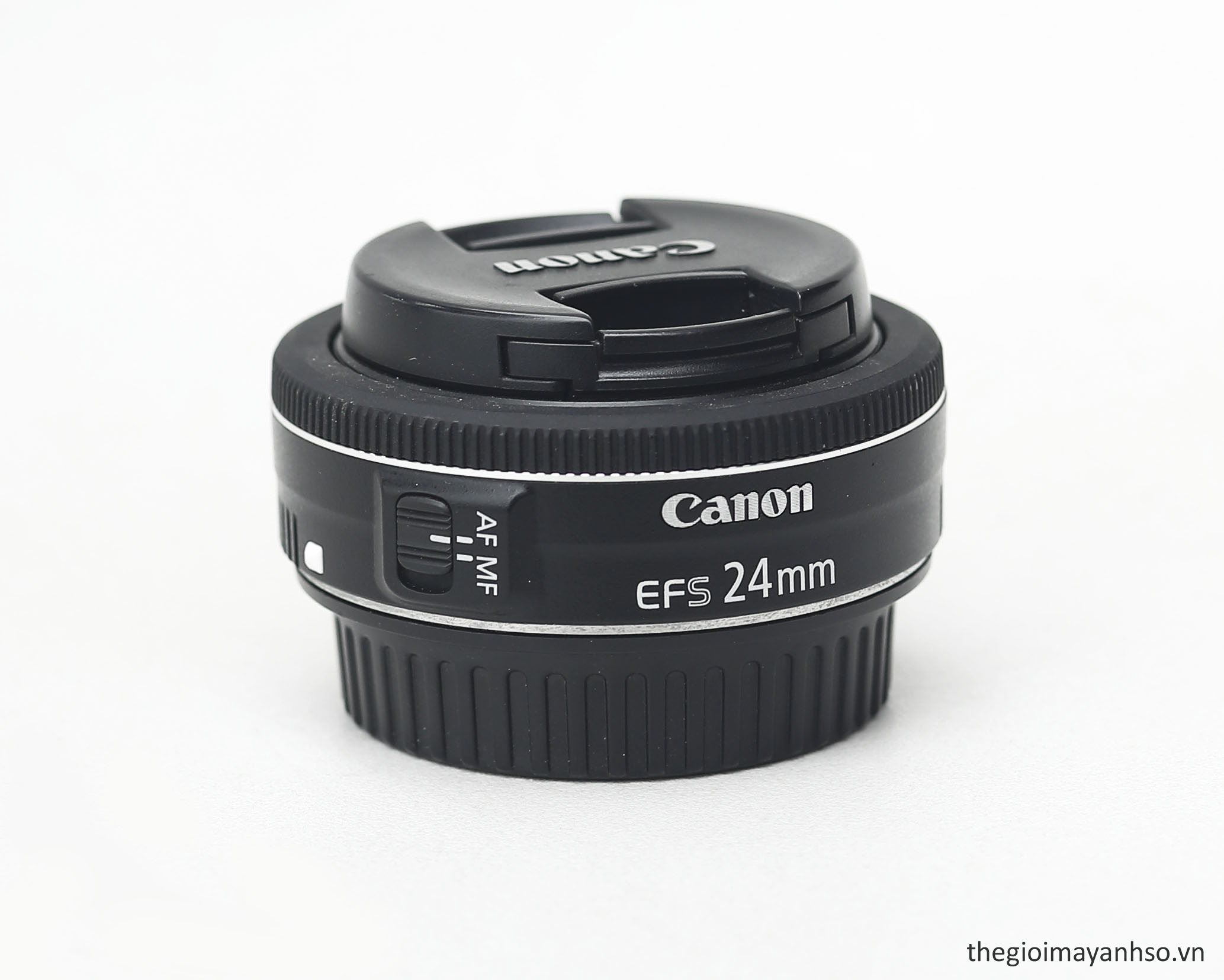 Canon EF-S 24mm F2.8 STM