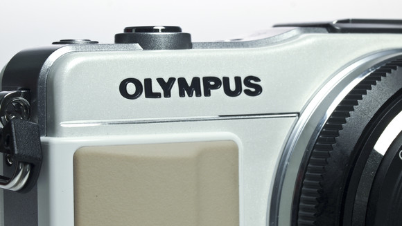 Olympus E-PM2 len kit 14-42mm
