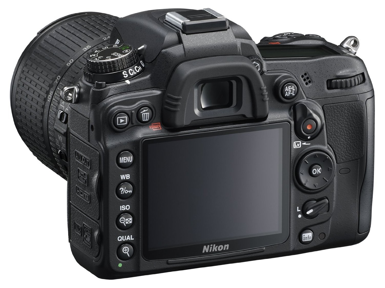 Nikon D7000 + Kit 18-105mm F/3.5-5.6G ED VR
