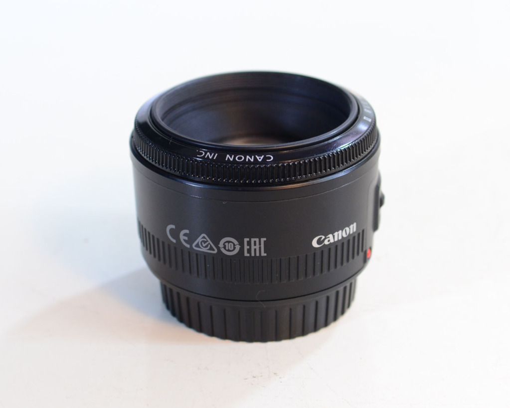 Canon EF 50mm f/1.8 Mark II