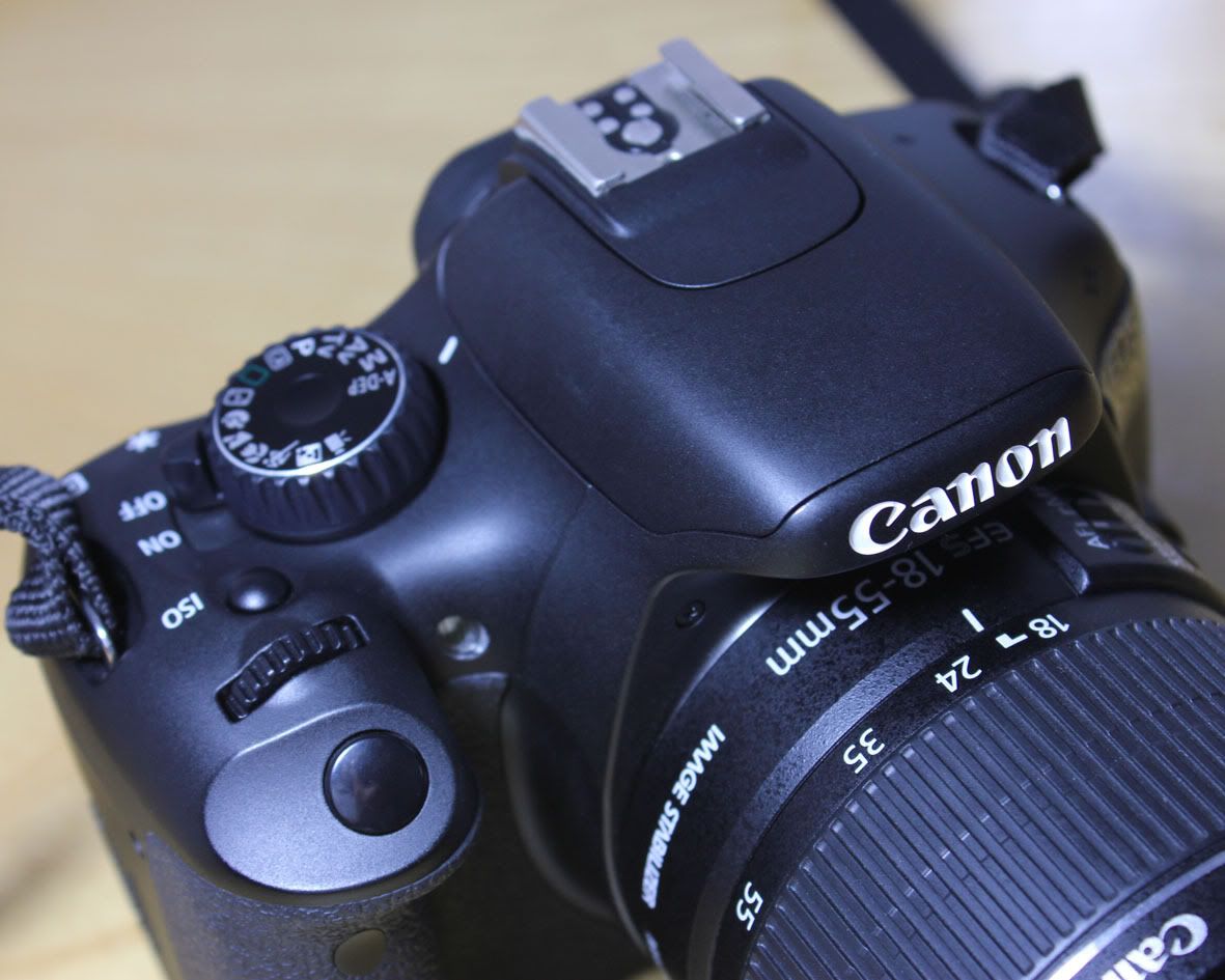 Canon EOS Kiss X4 / 550D kit 18-55mm IS