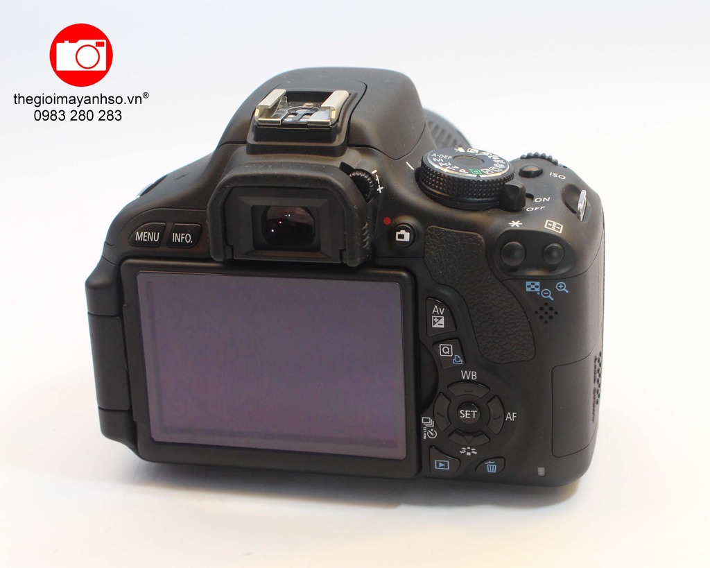 Với máy ảnh Canon EOS 600D, bạn sẽ có những bức ảnh chất lượng cao và rõ nét. Giá thành cũng phải chăng, chỉ từ vài triệu đồng. Hãy xem hình ảnh liên quan để cảm nhận chiếc máy này nhé!