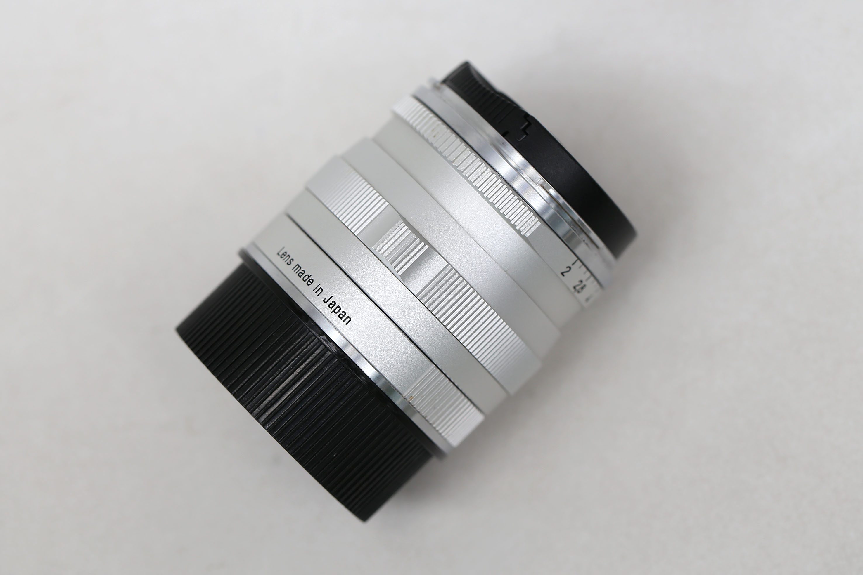 Ống Kính Carl Zeiss Biogon T* 35mm f/2 ZM Black / Sliver