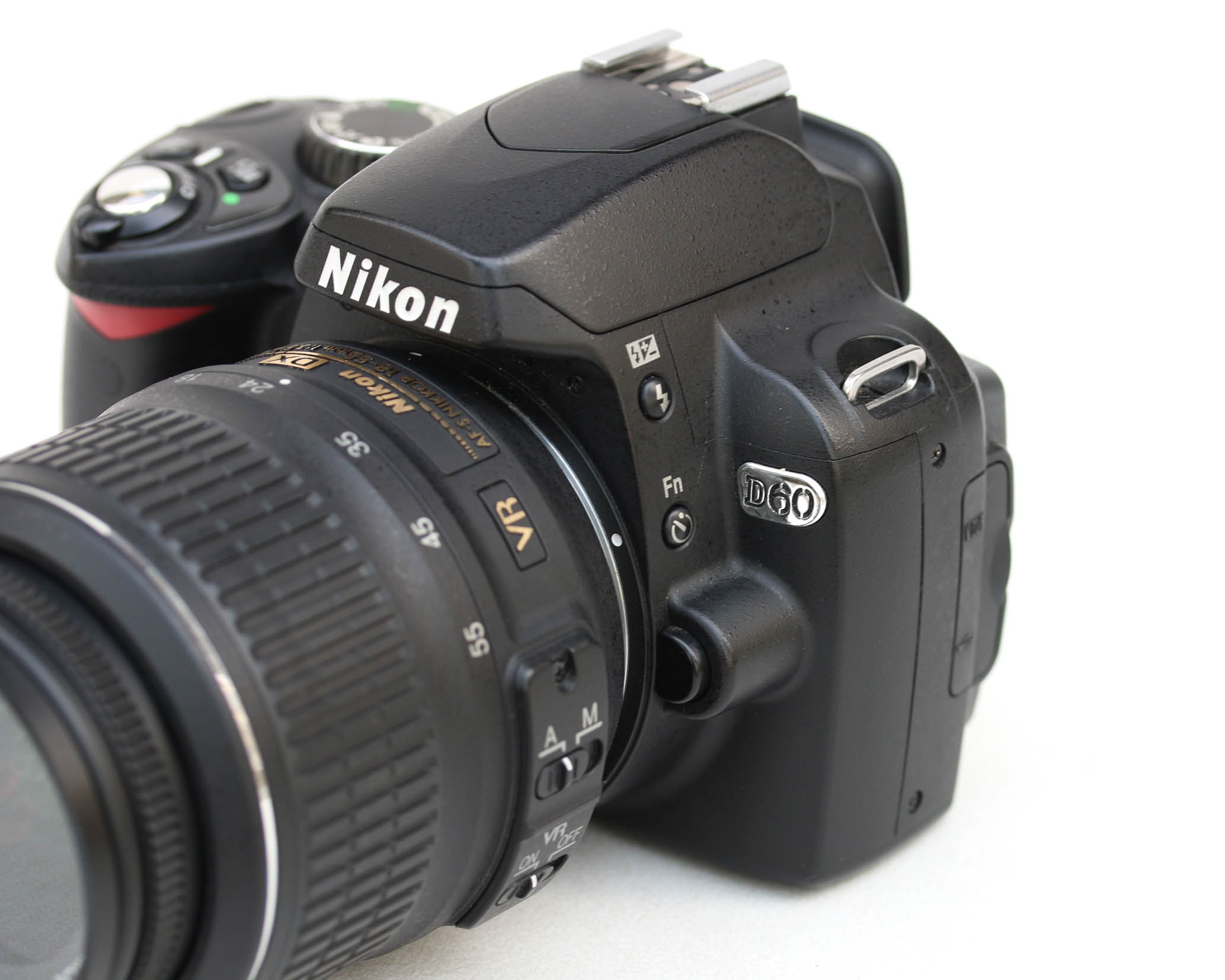 Nikon D60 len kit 18-55mm VR