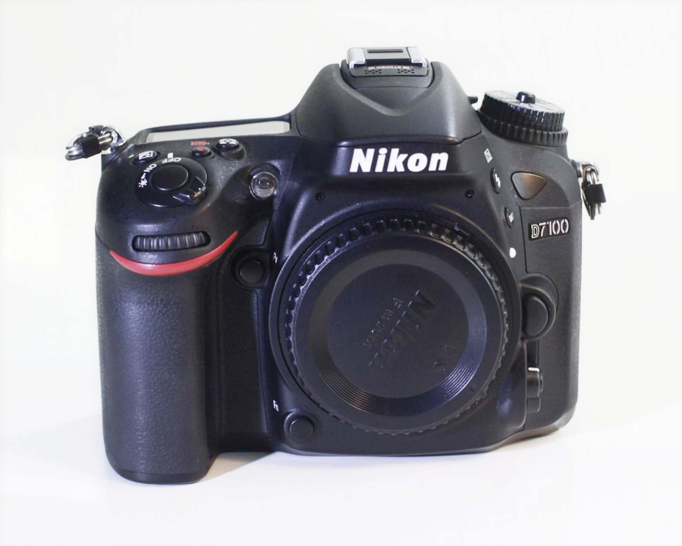 NIKON D7100 ボディ-