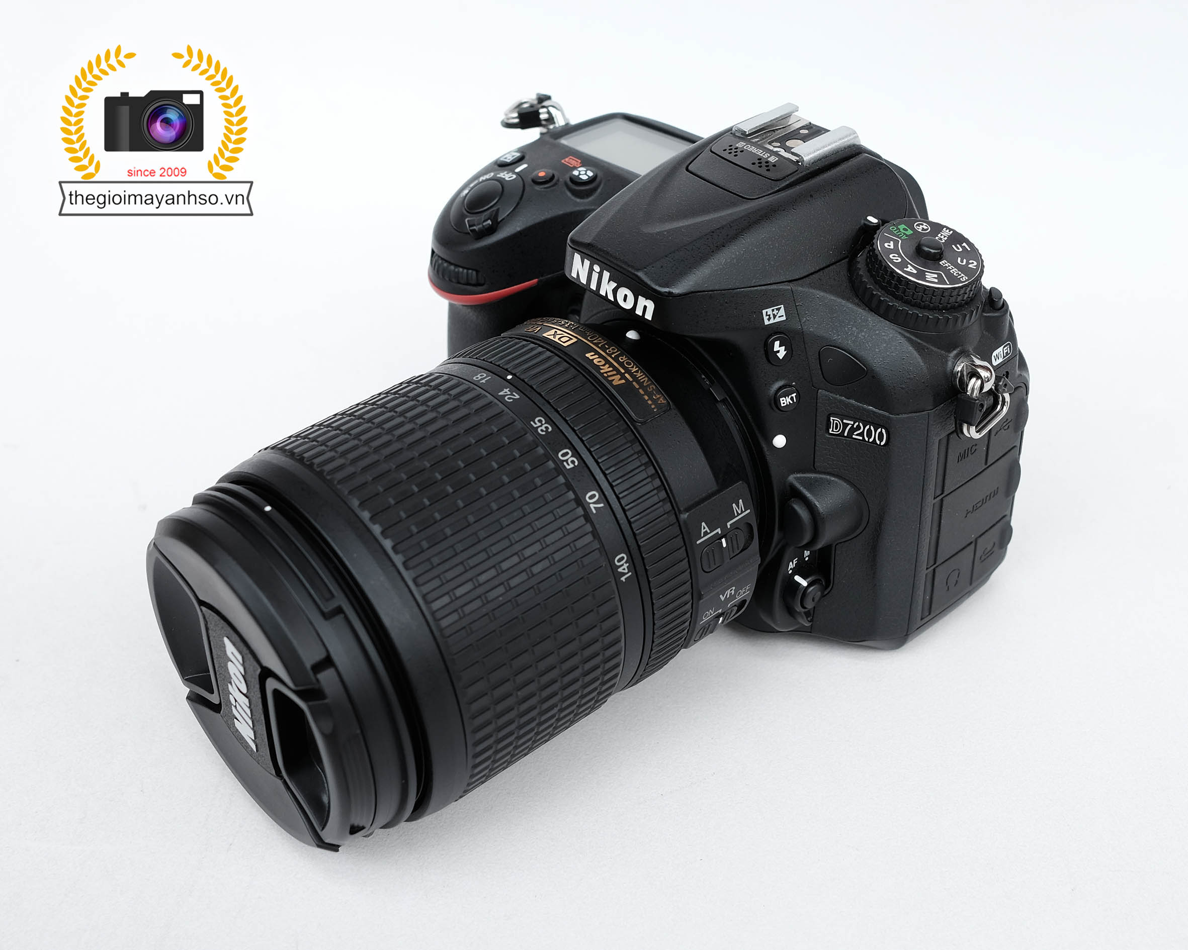 Nikon D7200 Kit AF-S 18-140mm VR