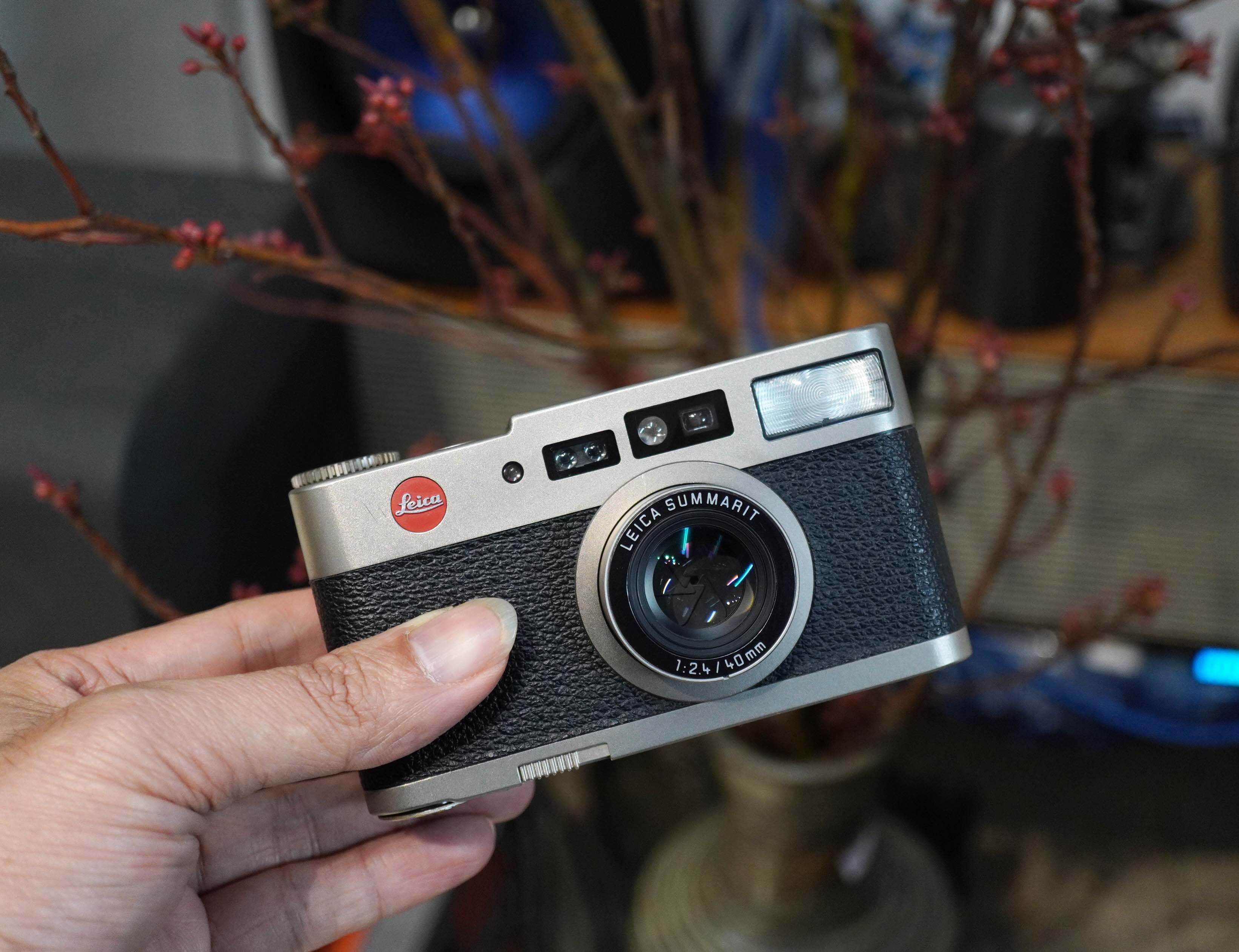 Leica CM