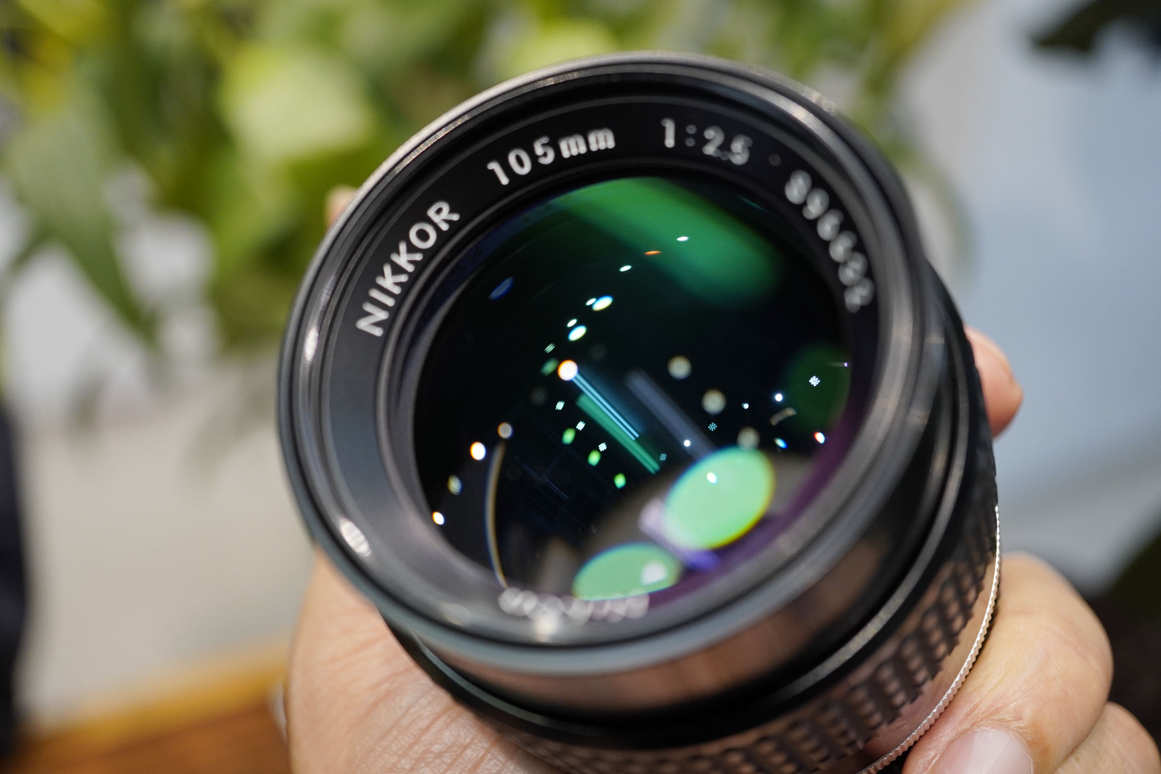 Ống kính Nikkor 105mm f AI-S