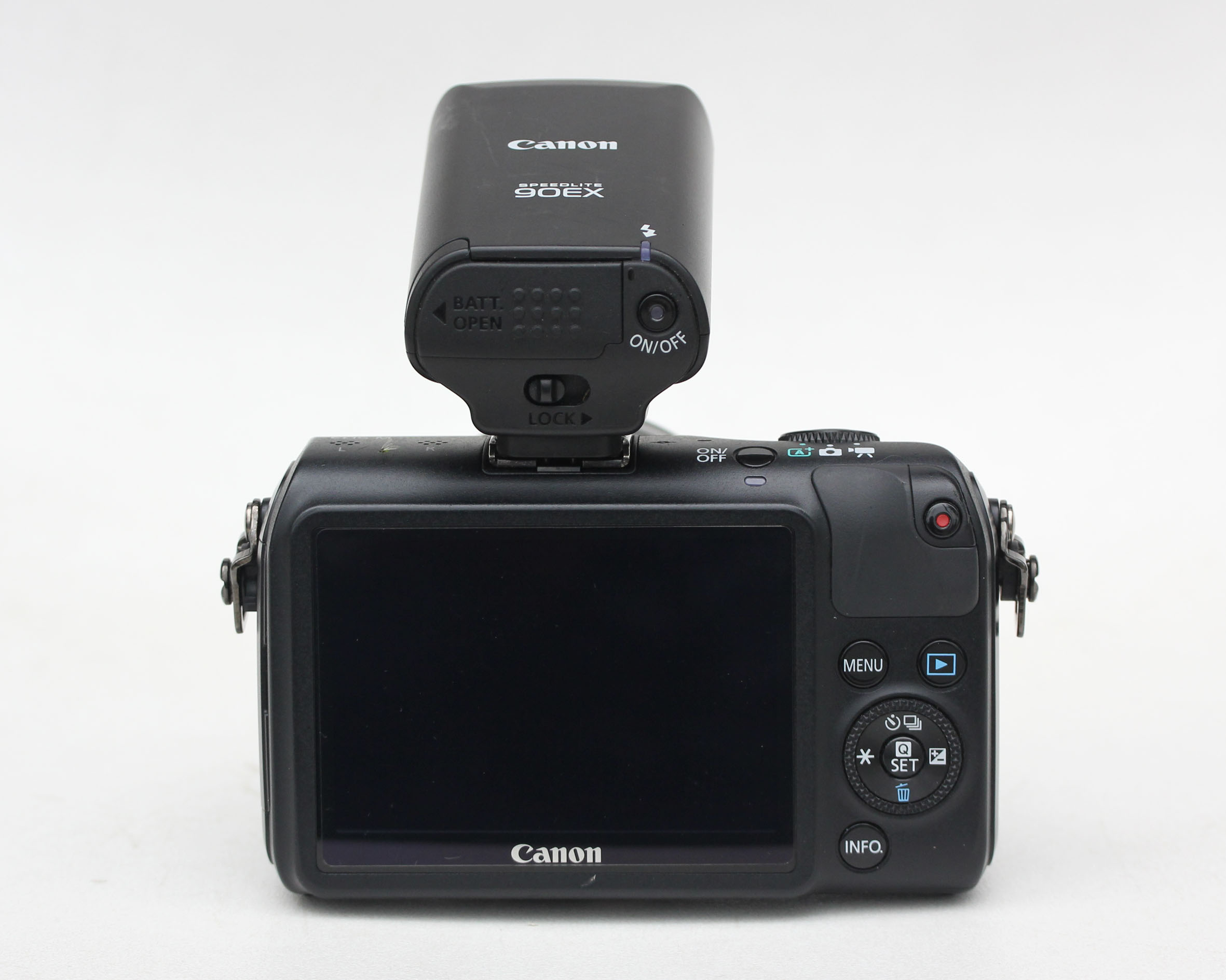 Canon EOS M + len 15-45mm IS STM