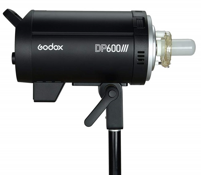 Đèn Flash Godox DP600 III