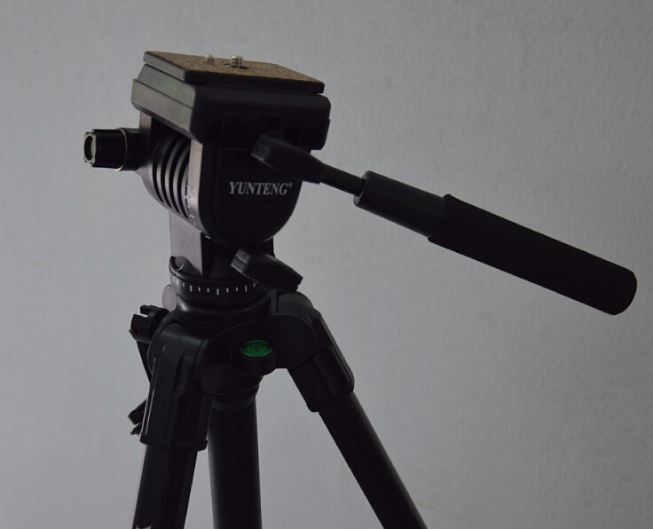 Chân máy ảnh / Tripod Yunteng VCT-691