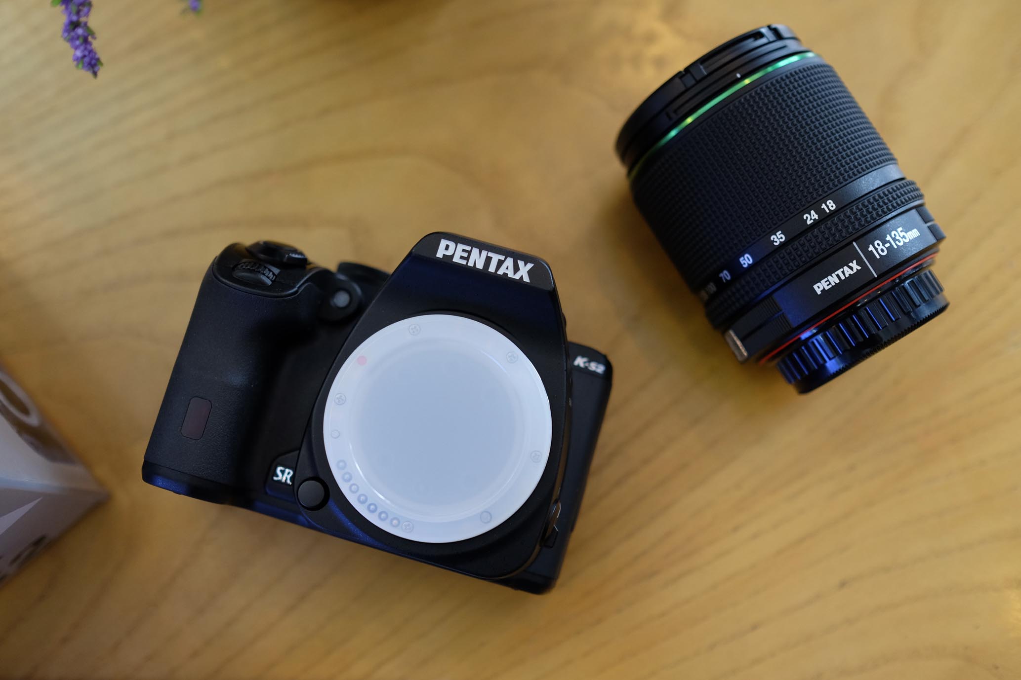 Pentax K-S2 + len 18-135mm DA