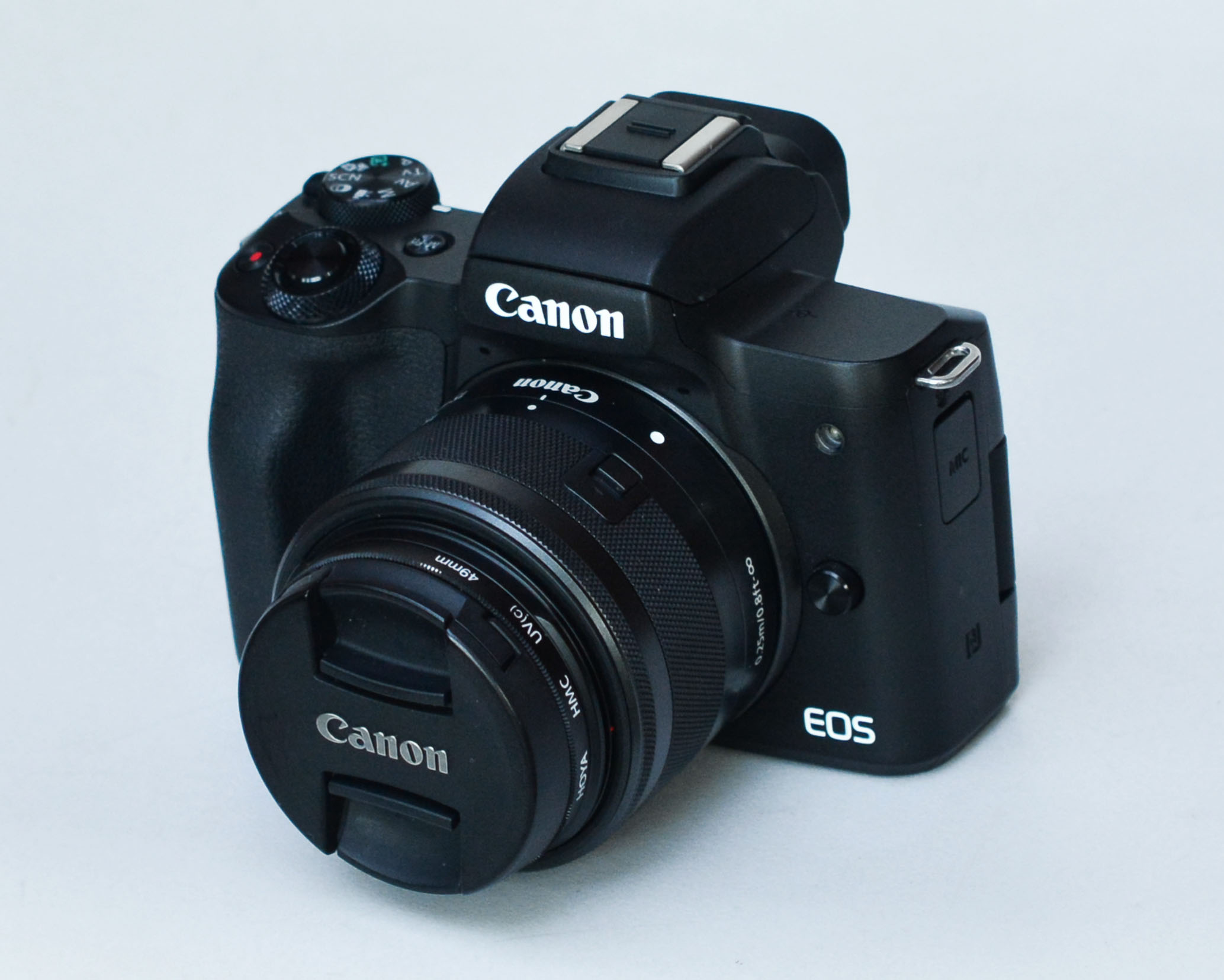 Canon EOS M50 + Kit 15-45mm