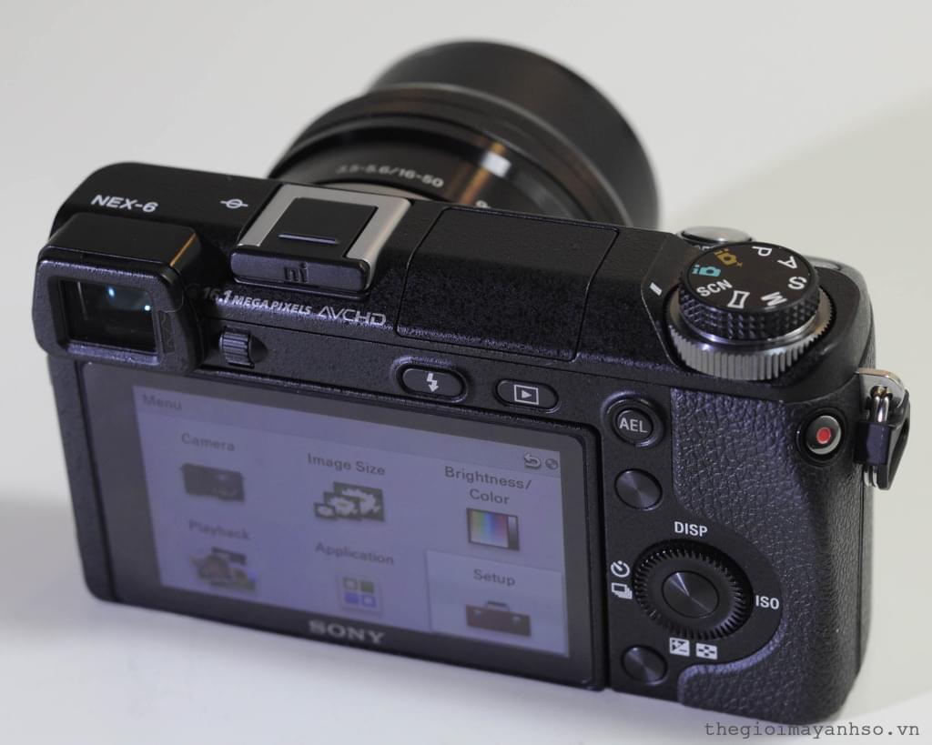 Sony NEX-6 len 16-50mm