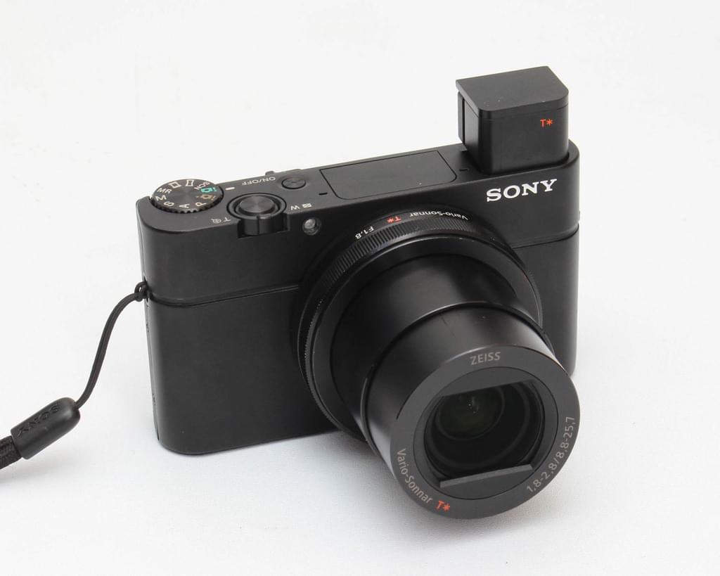 Sony Cyber-shot DSC-RX100 III Thế giới máy ảnh số