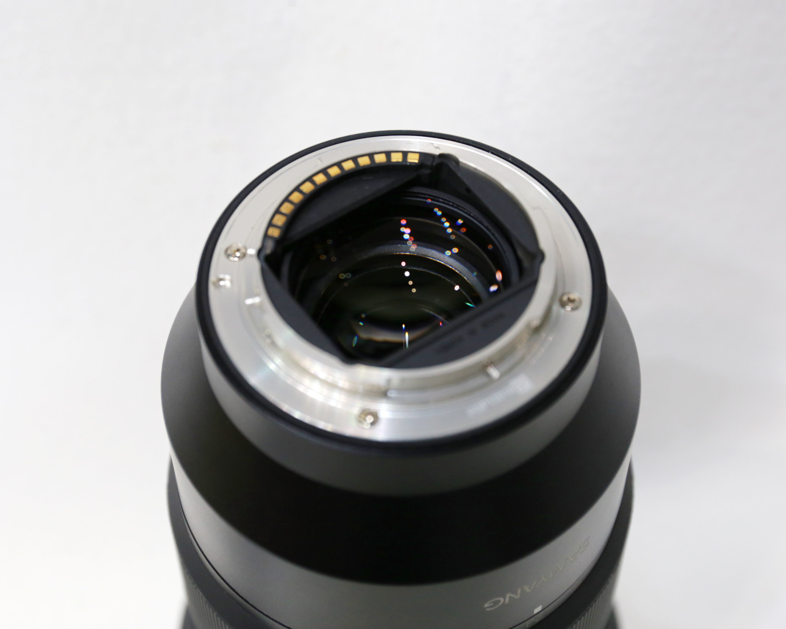 Ống kính Samyang 24-70mm f/2.8 AF for Sony E