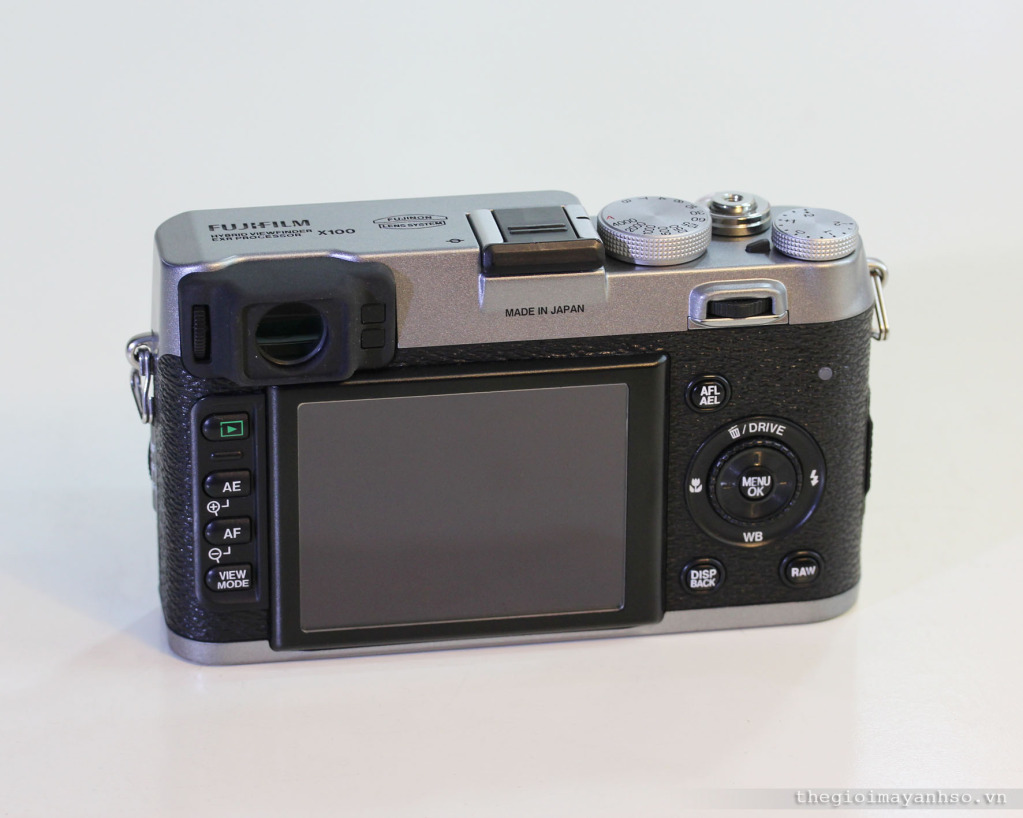 Fujifilm X100