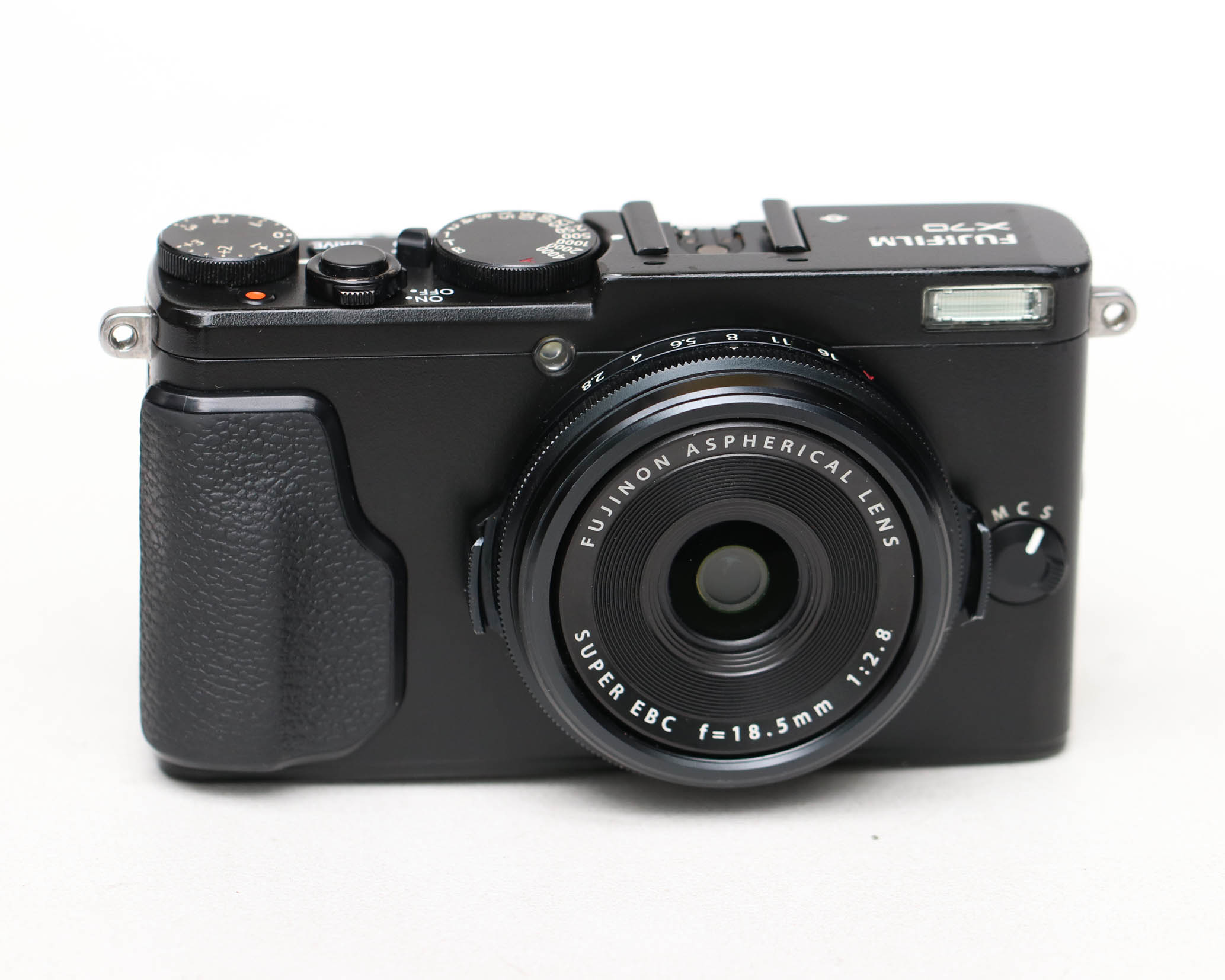 Fujifilm X70