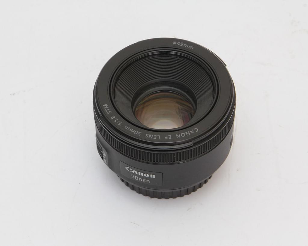 Canon EF 50mm F/1.8 STM