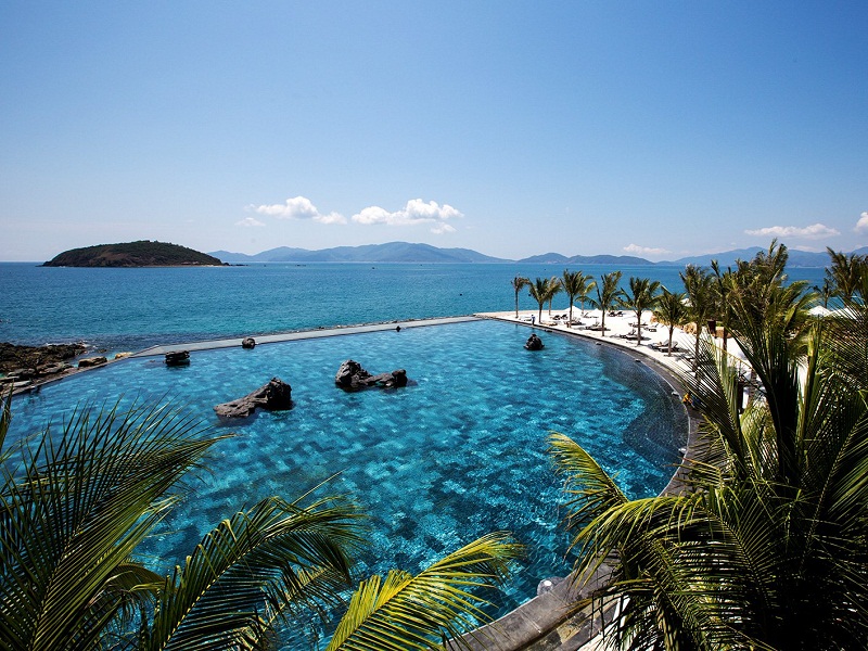 Amiana-resort-nha-trang-swimming-pool