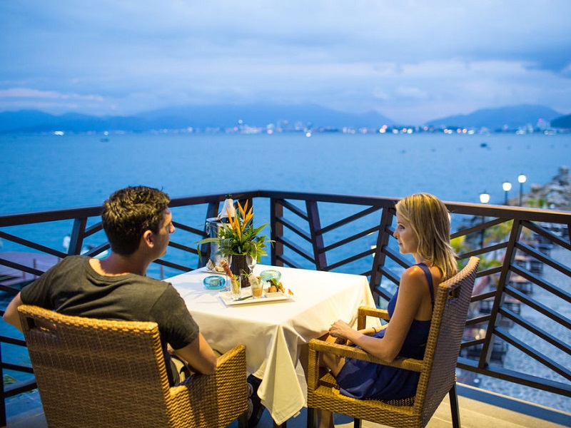 Amiana-resort-nha-trang-buoi-toi-lang-man-cho-tinh-nhan
