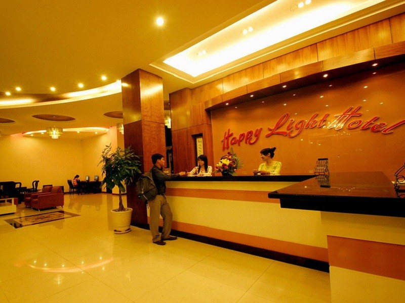 khach-san-happy-light-nha-trang-lobby