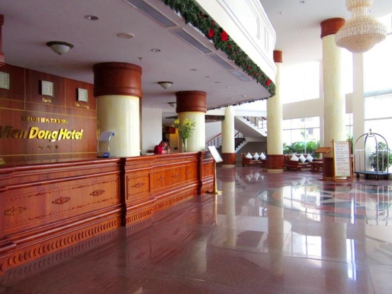 khach-san-vien-dong-nha-trang-lobby