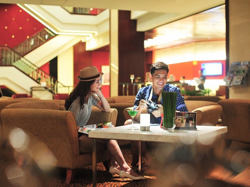 Novotel-Nha-Trang-Bar