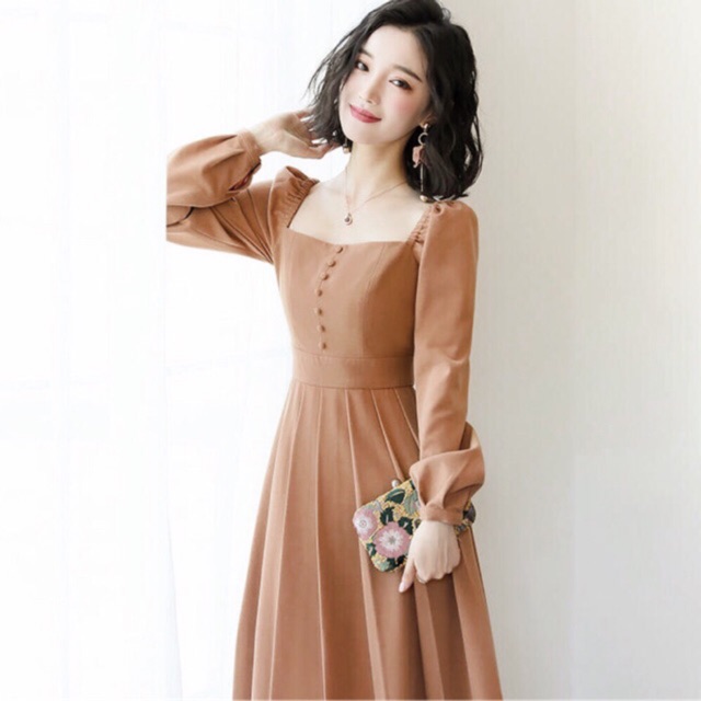 dung-bo-qua-bai-viet-nay-neu-ban-muon-chon-mau-ao-dai-ba-sui-sang-trong-nhat-quynhanhluxury  (1) - Đầm Quỳnh Anh Luxury Fashion